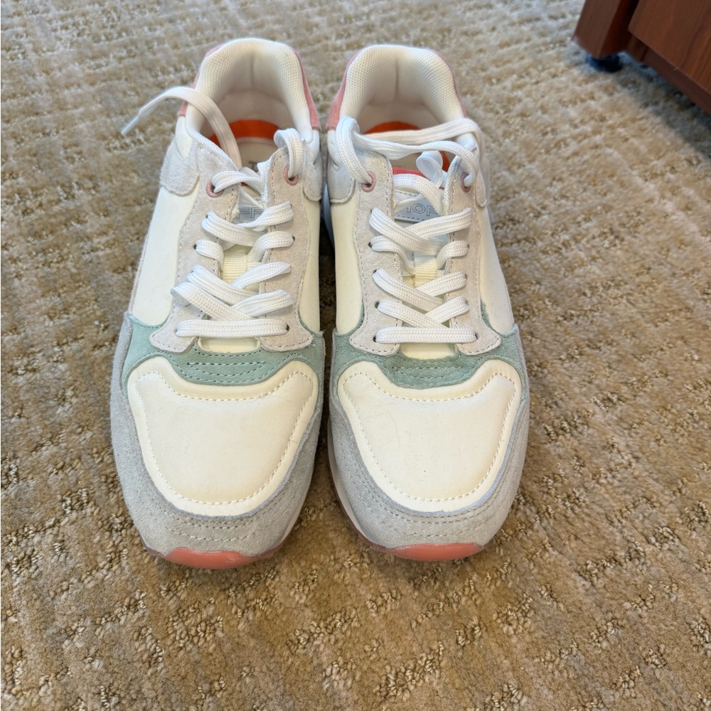 Women’s White and Mint Casual Sneakers